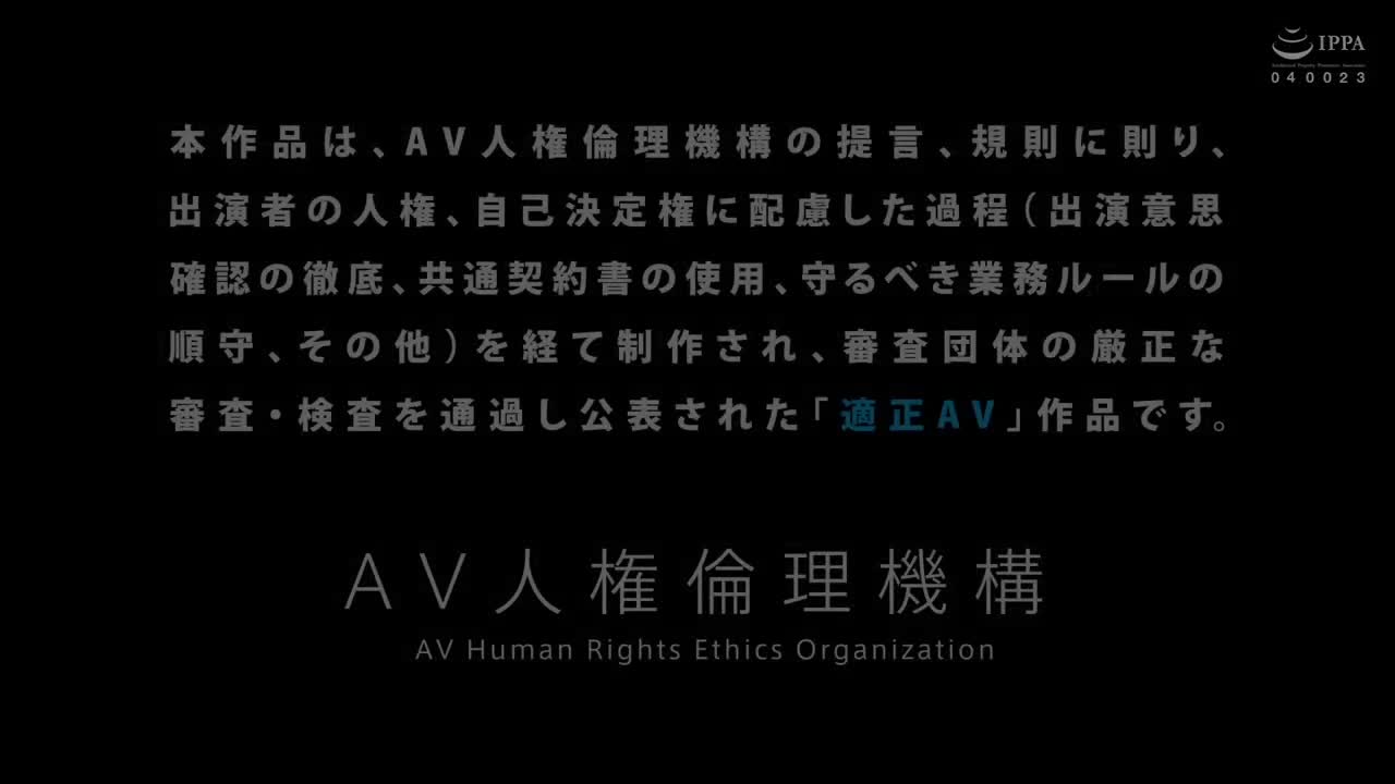 PSST-018 风格出众。金发碧眼的俄罗斯美女