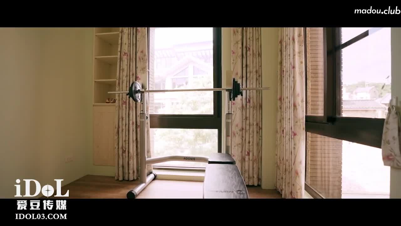 CUS-1545 一日特派員之人氣女優初體驗