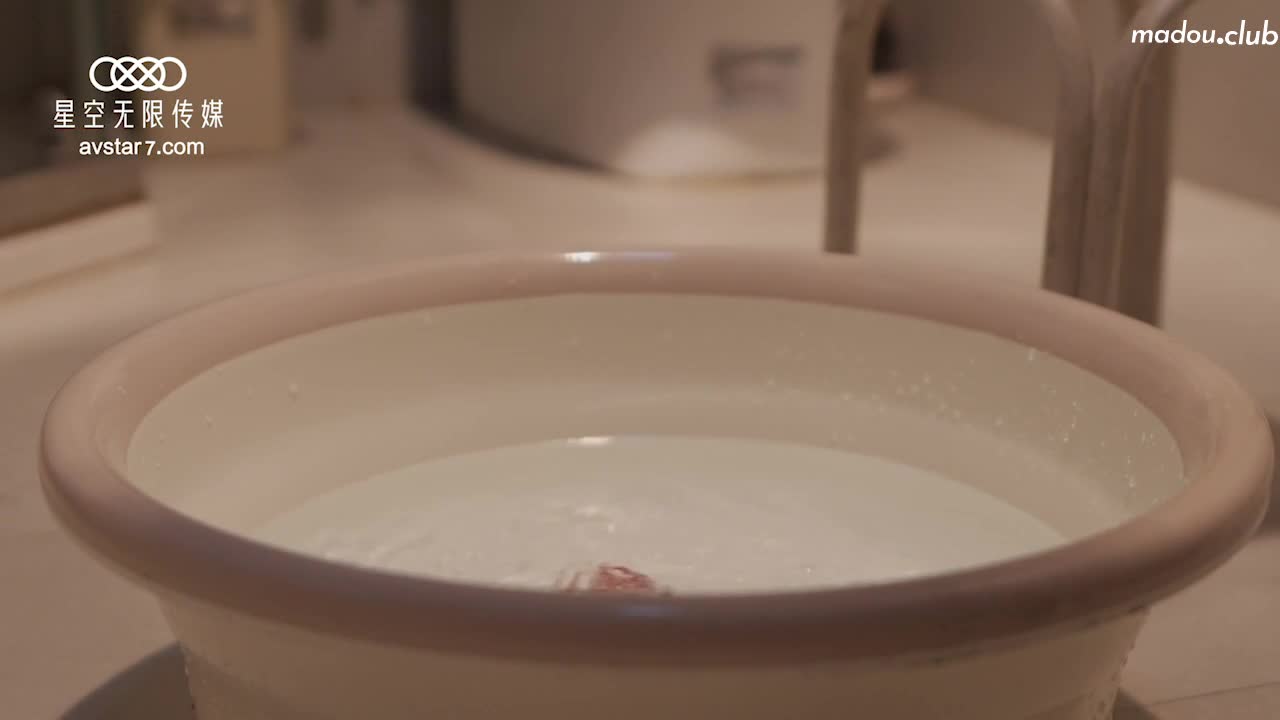 XK8119 爸爸的特殊治疗 接受来自爸爸的精液