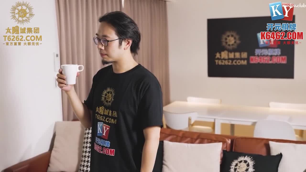 MPG002 鬼父将女儿操到失禁 性爱至上爱液横飞
