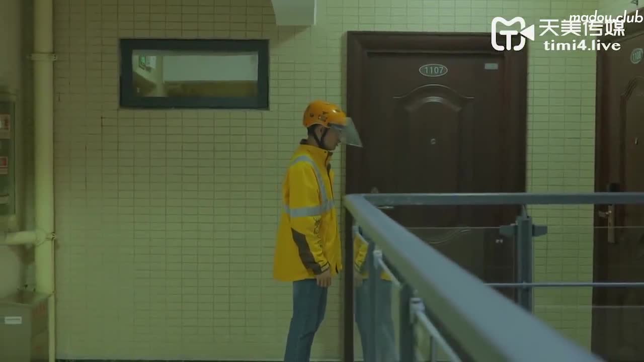 TM0162 性爱笔记ep1 外卖小哥试用笔记 狠操骚货室友