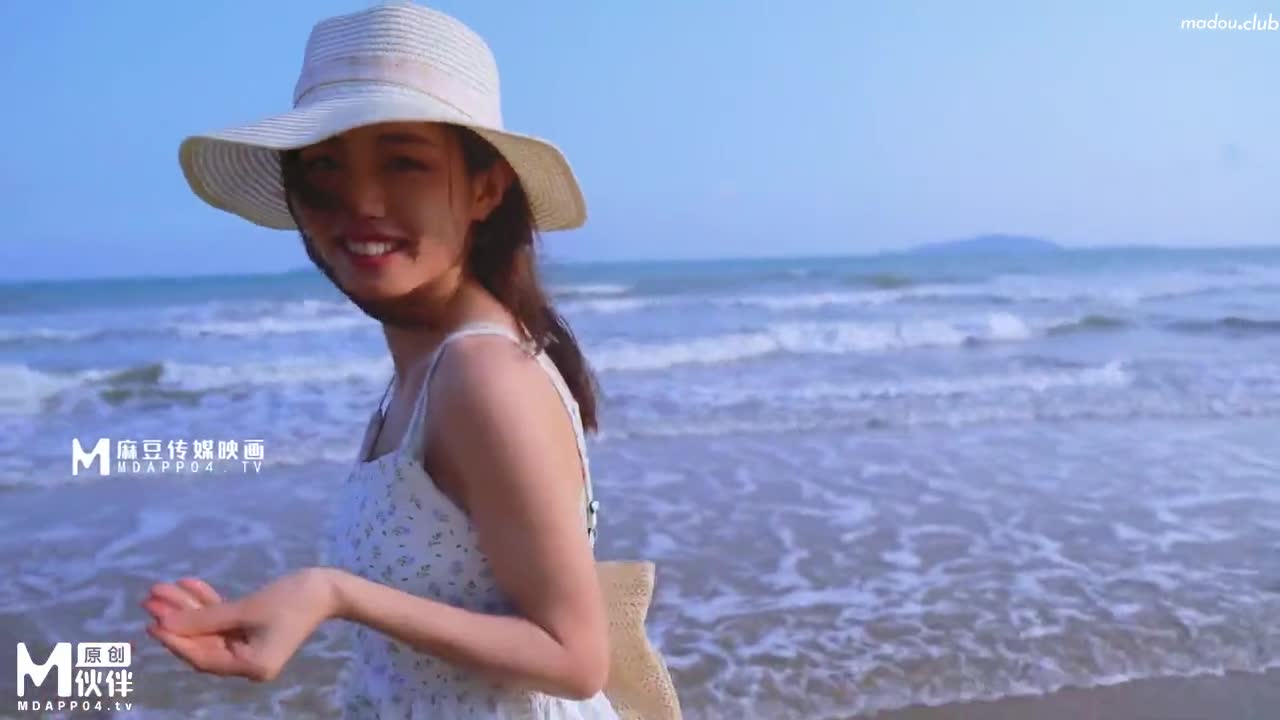 CZ0003 美妻蜜月的爱抚 我老婆的身材超火辣