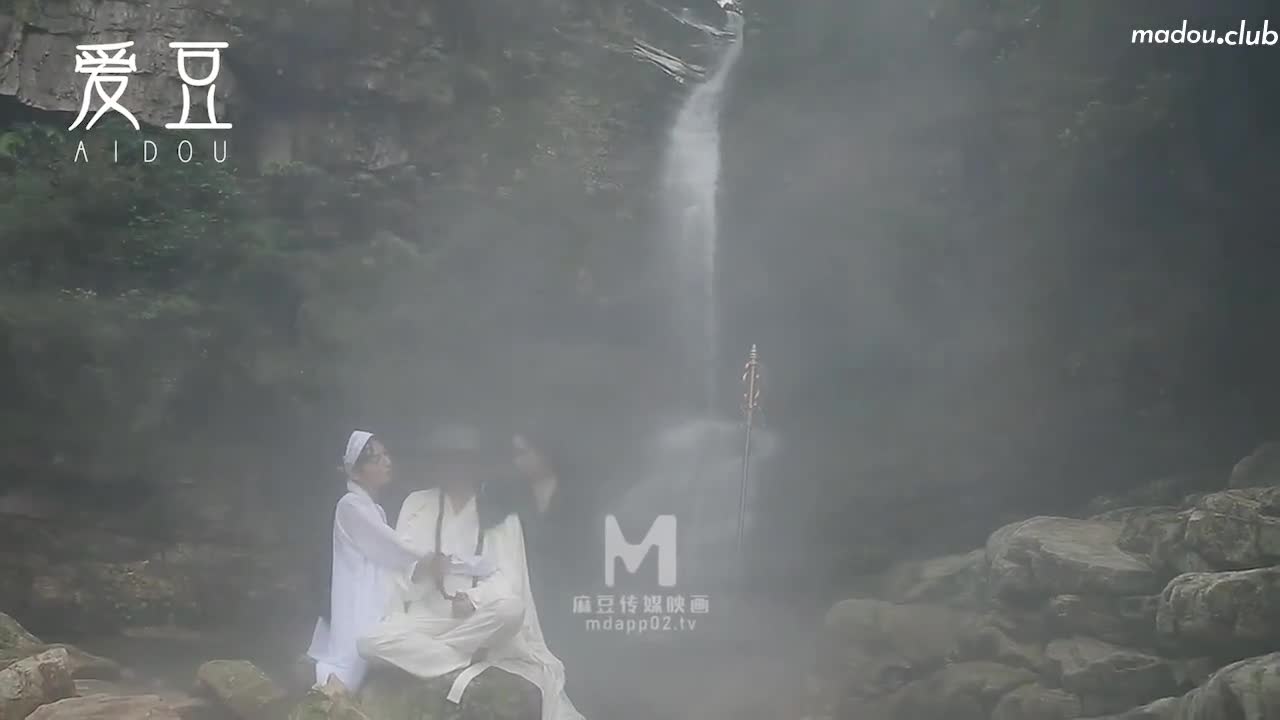 MAD020 青蛇白蛇  七情六欲 痛与快感