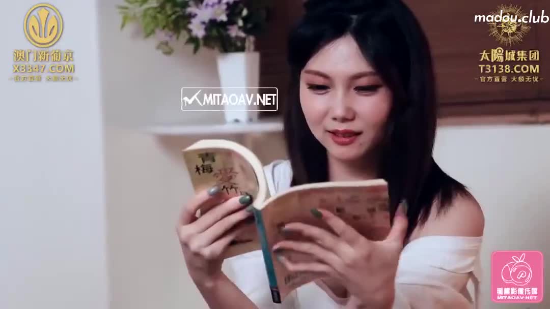 PME001 强欲小妹迷奸亲哥哥 兄妹乱伦操逼解火