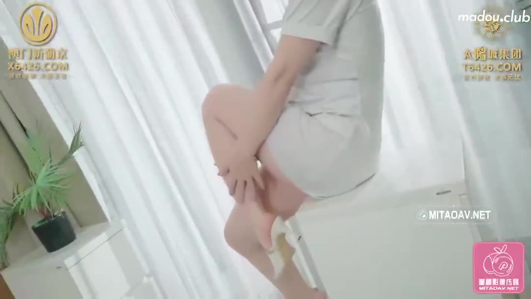 PME012 猛操爸爸的私人看护 白皙肉体的嫩穴诱惑