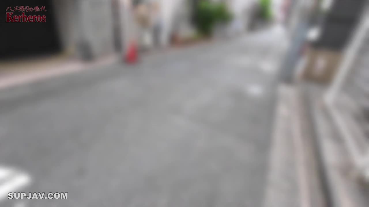 [FC2] 少女大戰兩名猛男大屌，雙倍的濃精雙雙灌入好滿足 (FC2-PPV-3688616)
