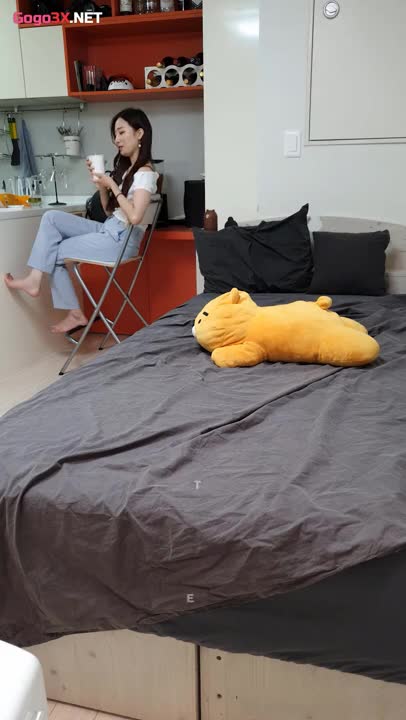 [韓國] 苗條美女約啪～69招式互相舒服後再坐上去猛搖