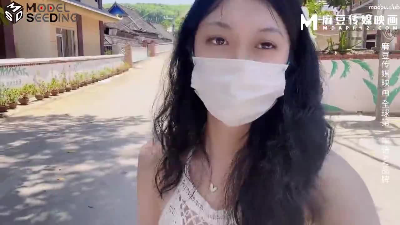 MSD154 西双版纳野外vlog 小萝莉嫩穴遭灌精