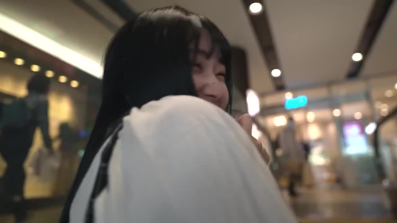 FC2-PPV-3341527 她是之前大生目标之一的无辜学园地下偶像◯女大学生原始外阴射精口交！