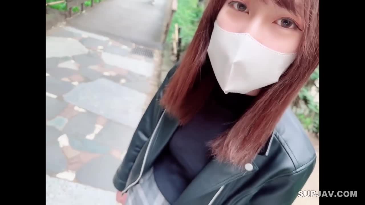FC2-PPV-3363725 我正在申请过程中