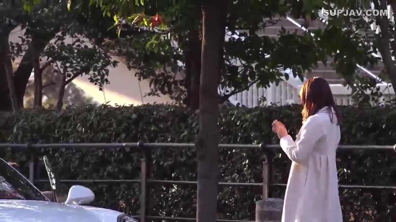 SSNI-756 加入约会俱乐部的美女三上悠亚为干爹们服务给他们一段美好的恋爱回忆 三上悠亚