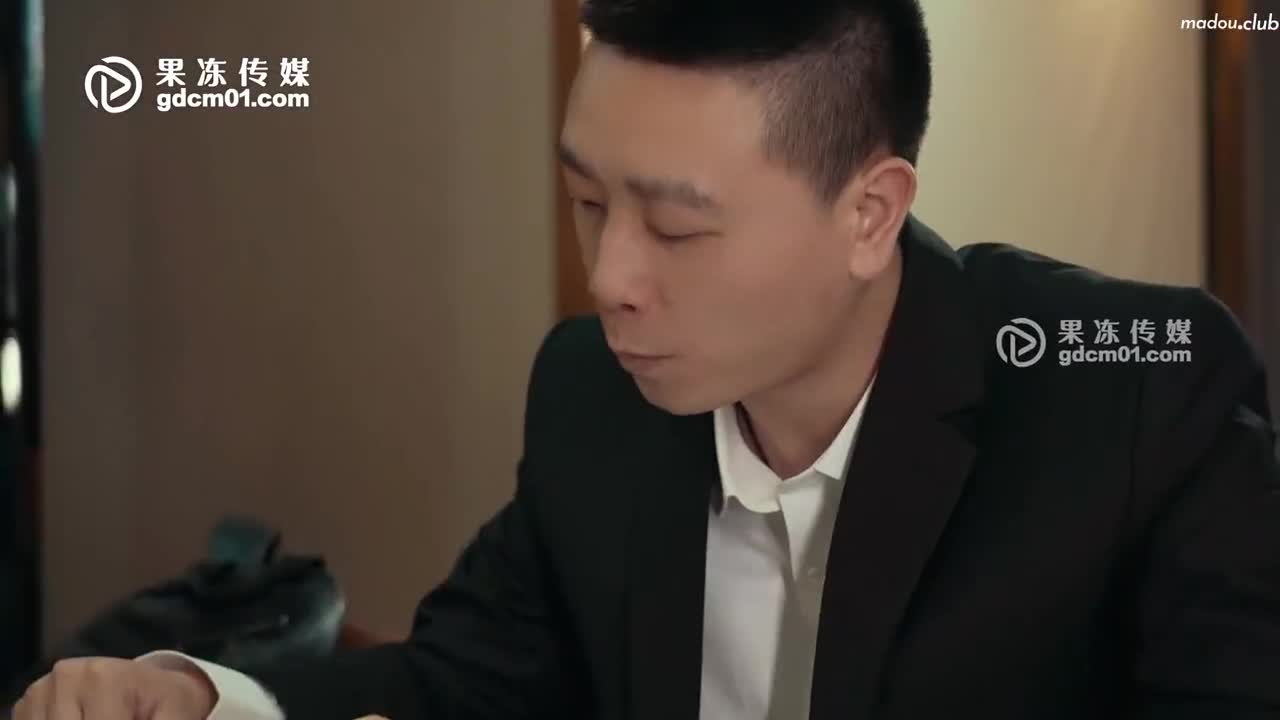 CUS-696 妻子淫行计划1  穿情趣衣在酒店走廊露出的内射性爱