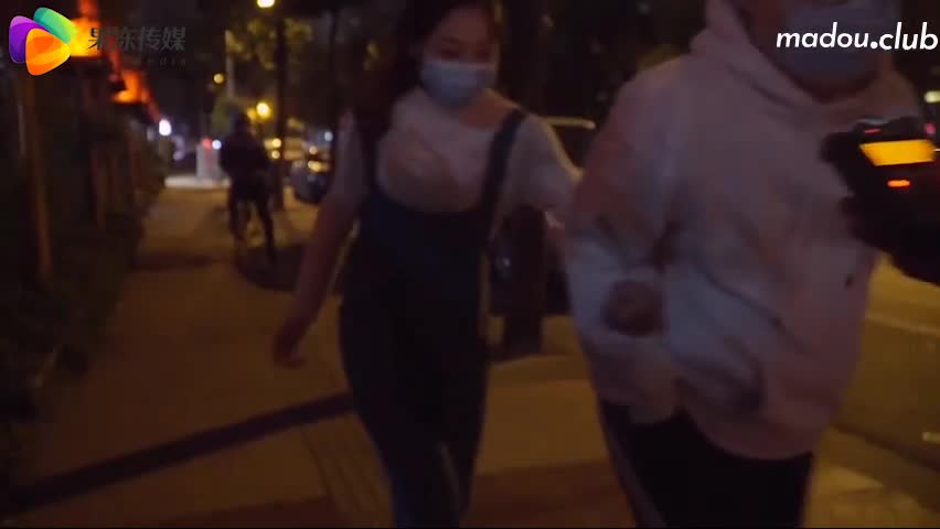 CUS-353 金钱的诱惑  可恶的男友竟容许女友在自己面前  被别的男人插入内射