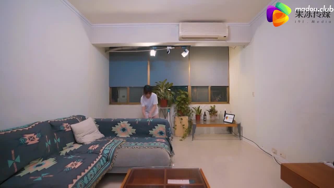 CUS-358 女友为保护欠债男友沦为玩物