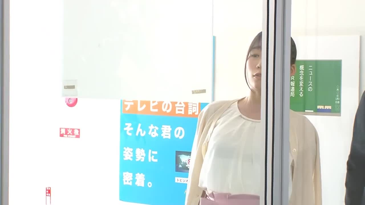 SDDE-578 失禁也一如往常讀稿的女主播 無碼流出