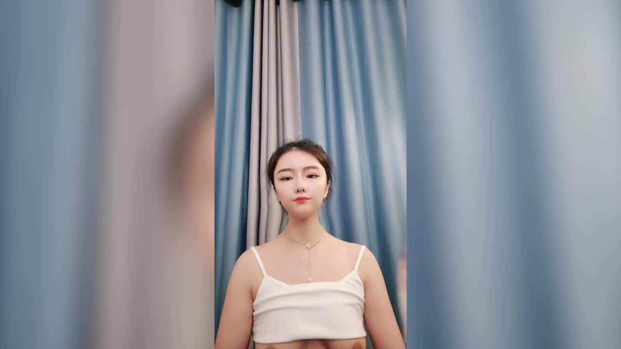 OP_640 模特小姐姐激情秀 被炮友特写手指扣穴