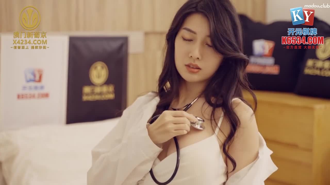 XSJKY003 性感医生用嫩穴治鸡巴