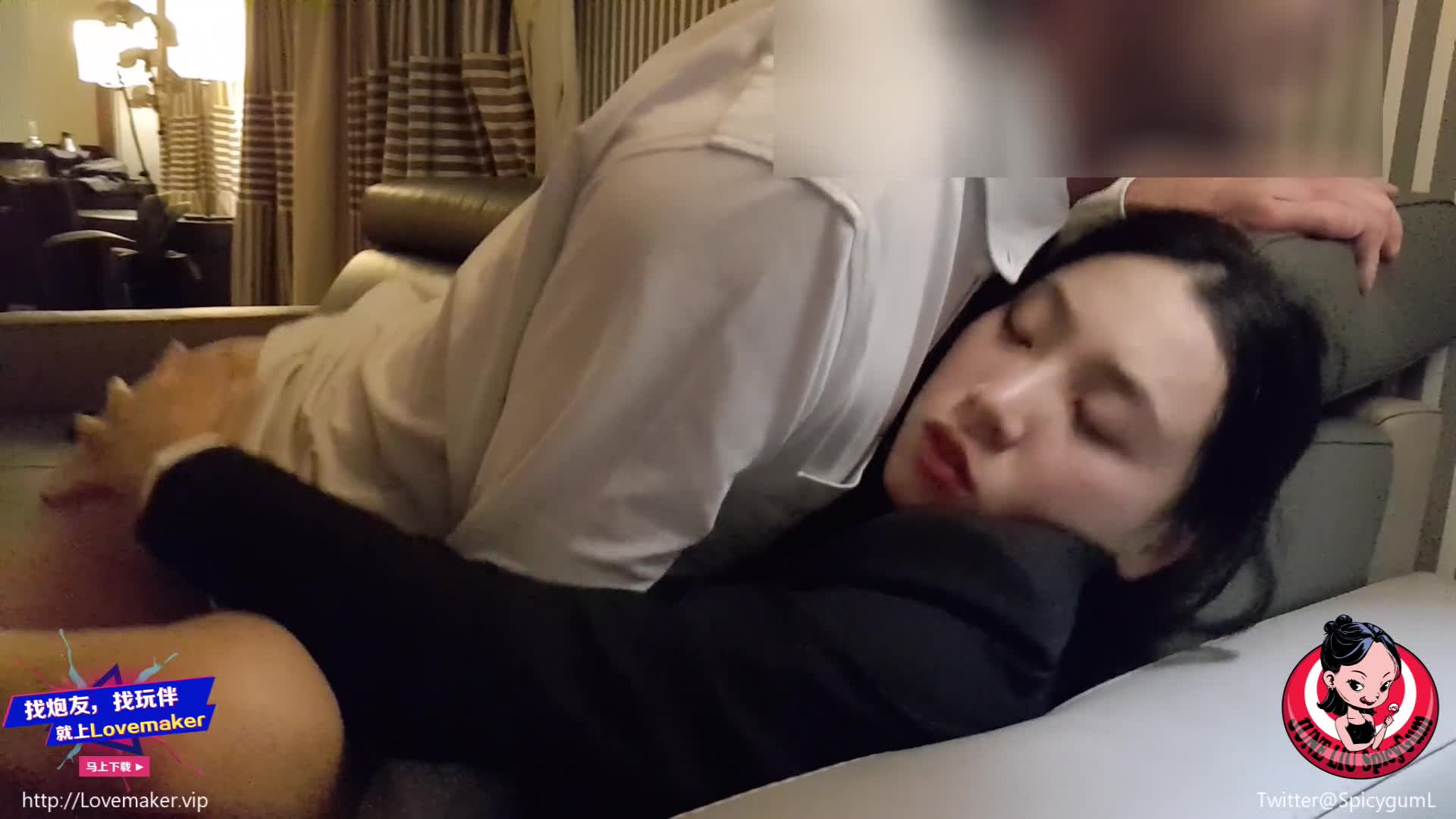 June Liu 刘玥  SpicyGum - Chinese Manager scolds her Employee for Being Late (Short V - JL_061)